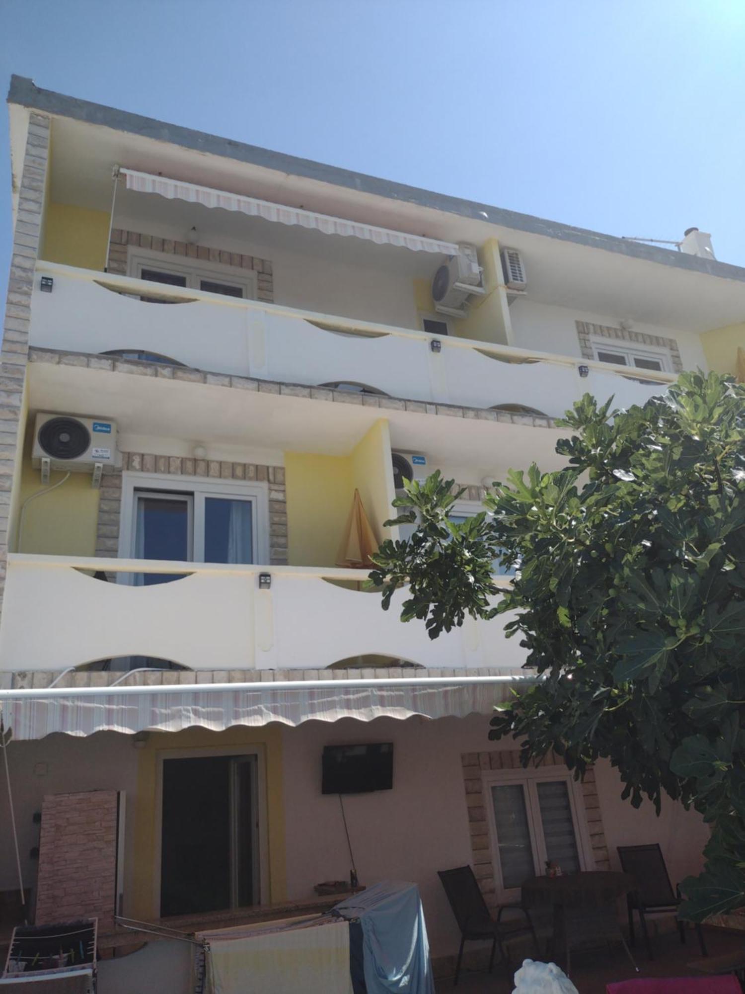 Alen Apartment